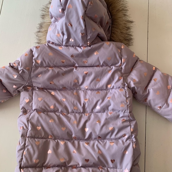 Baby GAP Girl Puffer with Removable Fur Trim Hood - Picture 2 of 3